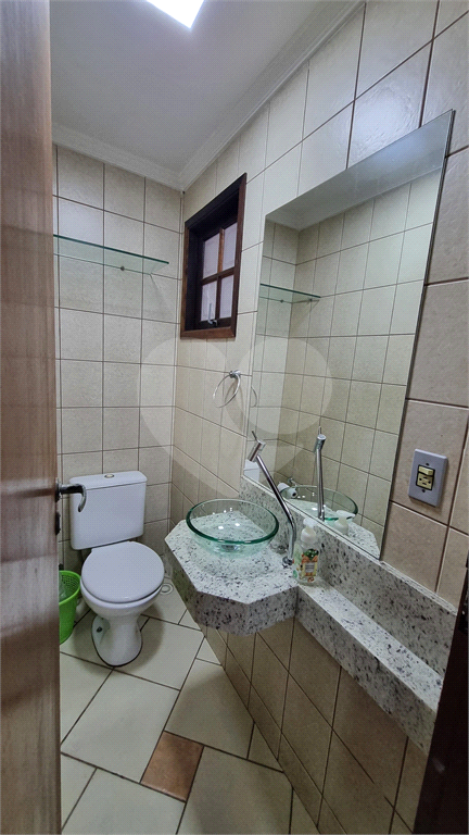 Sobrado para venda, 287m², 4 dormitórios, sendo uma suíte master e outra americana, 3 vagas 