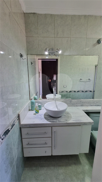 Sobrado para venda, 287m², 4 dormitórios, sendo uma suíte master e outra americana, 3 vagas 