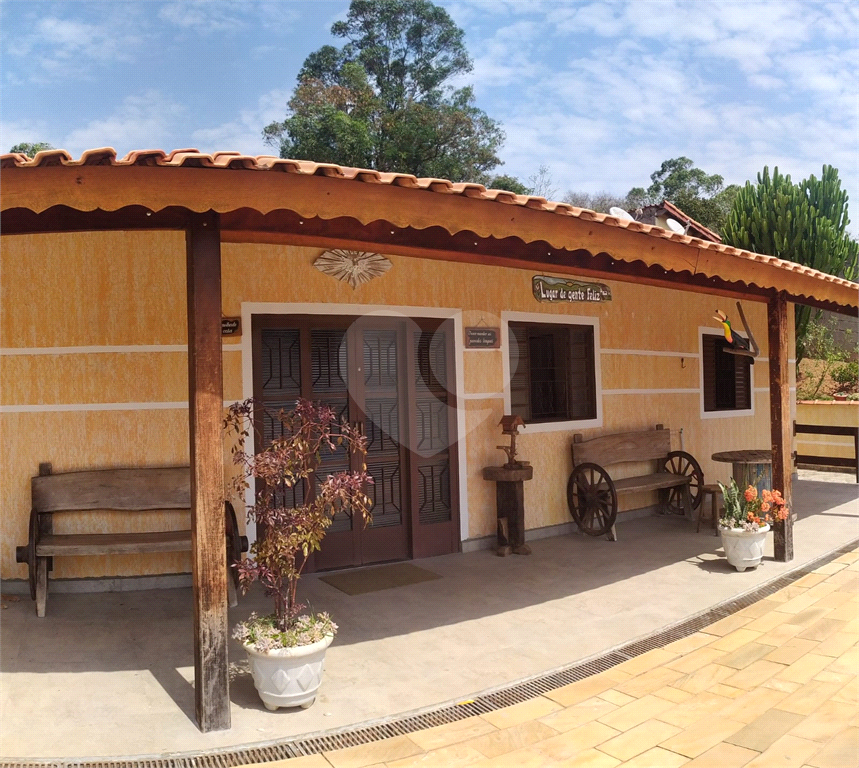 Linda Chácara em ITU/SP com 350 m2