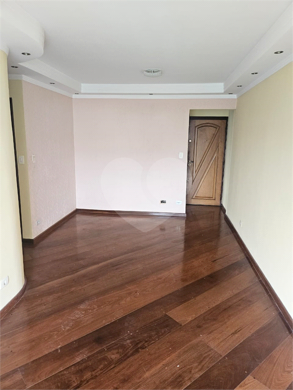 APARTAMENTO em TUCURUVI