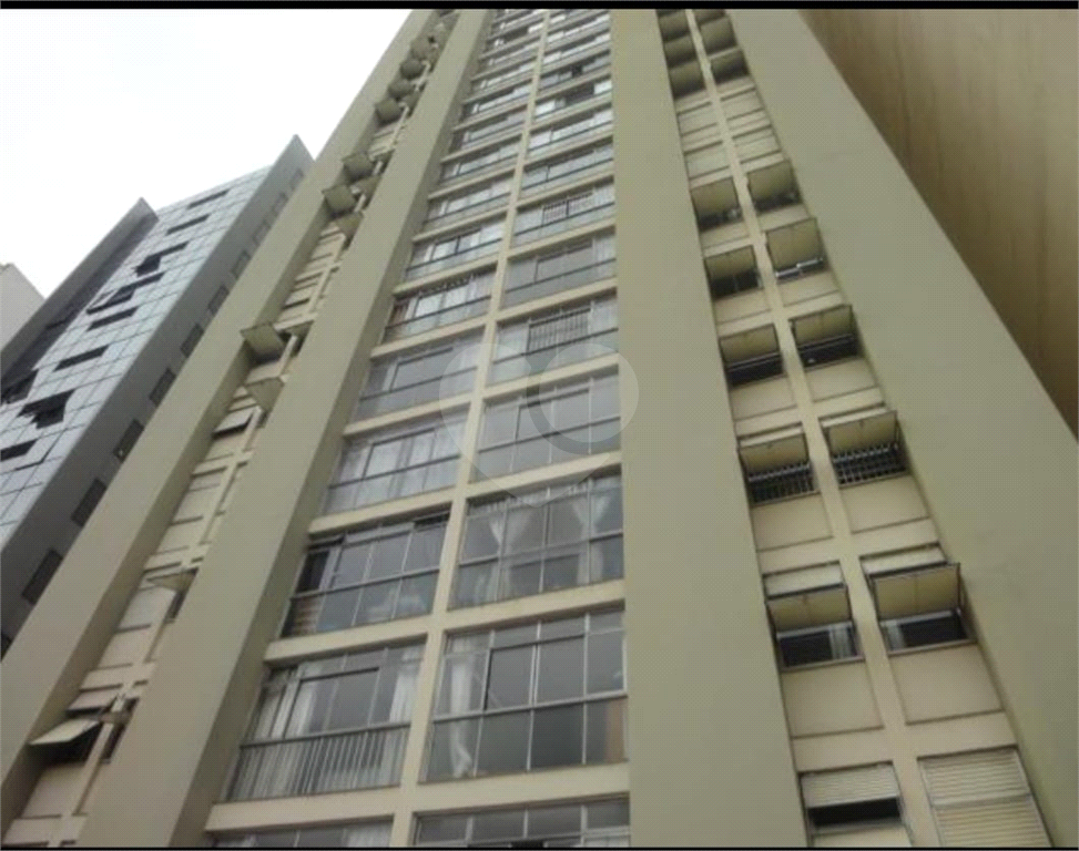 APARTAMENTO em SANTANA