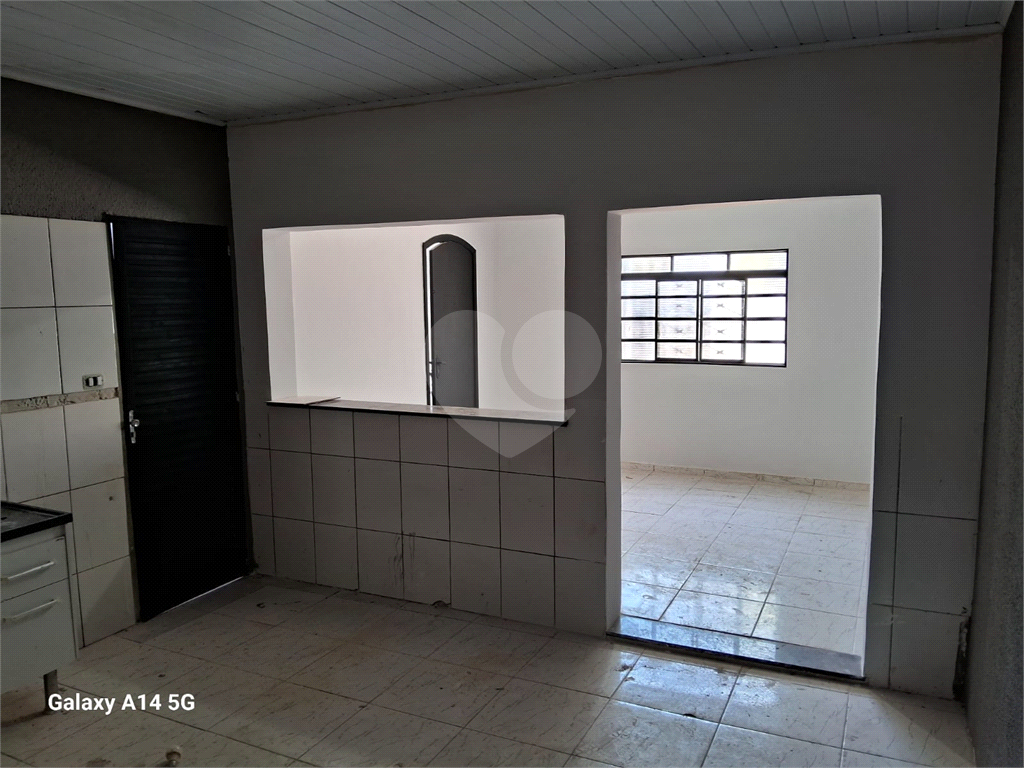 Casa à venda com 3 quartos, 70m² - Foto 16