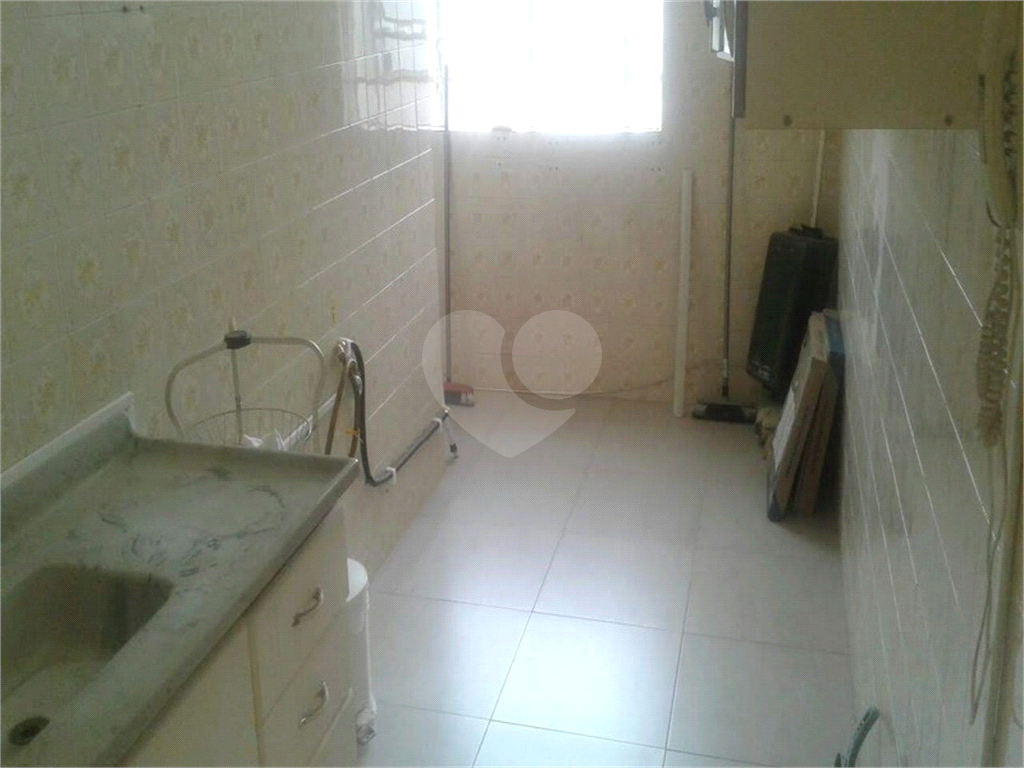 Apartamento com mobília à venda na Casa Verde