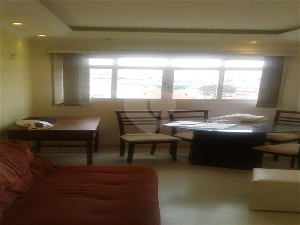 Apartamento com mobília à venda na Casa Verde