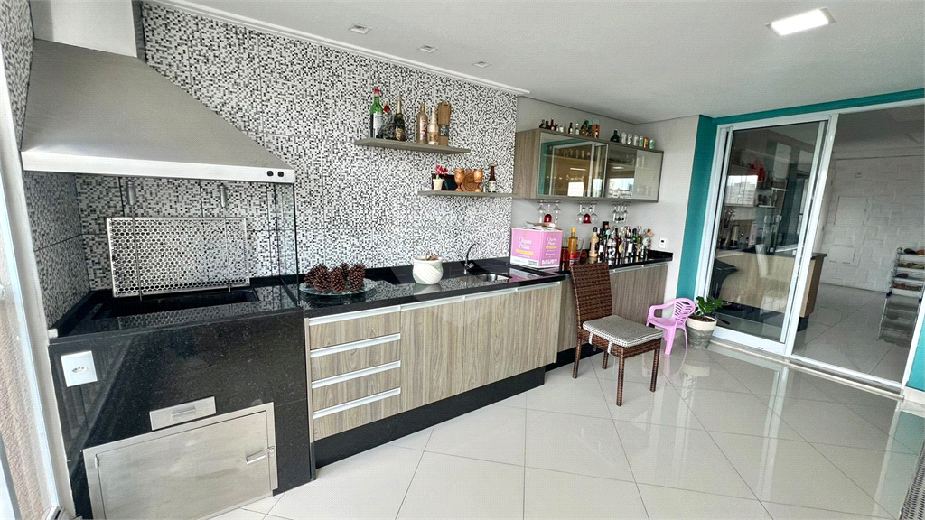 APARTAMENTO em MORUMBI