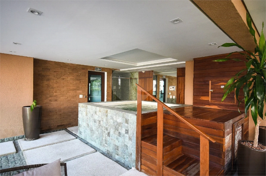 DUPLEX em HIGIENÓPOLIS