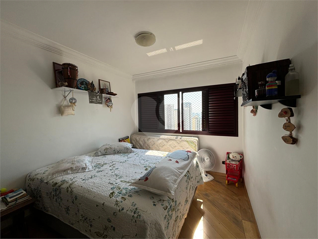 Apto 157  mt andar alto, Santana 03 dormit , 1 suite com varanda. dep.empregada 3 wcs. 03 vagas. 