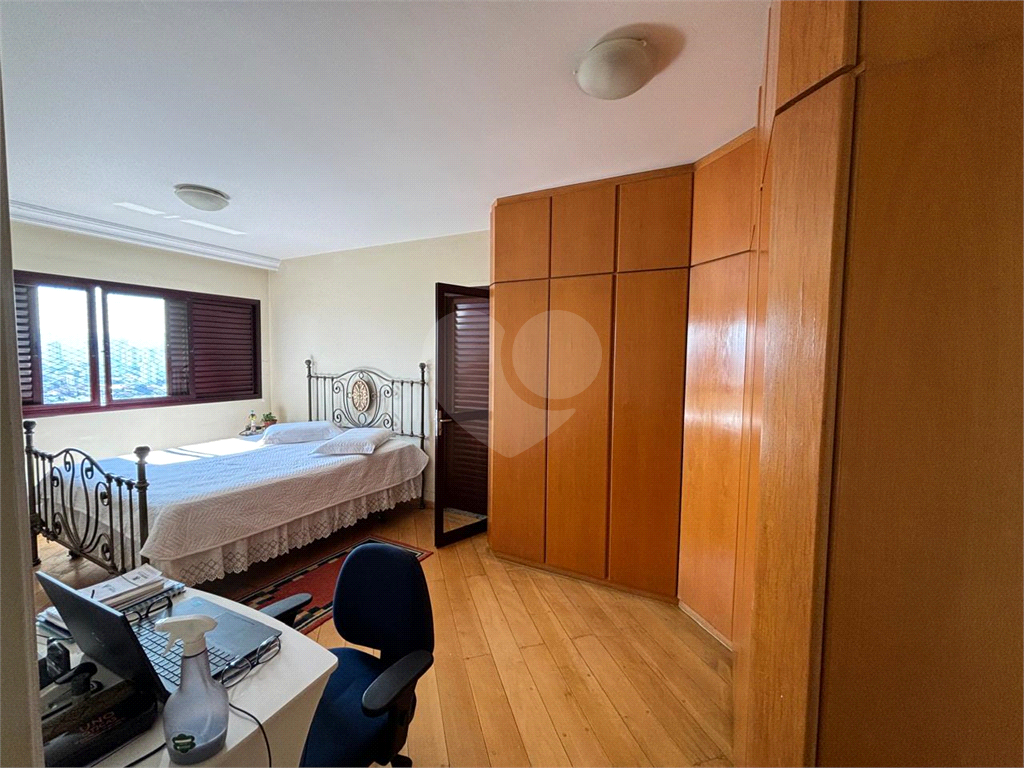 Apto 157  mt andar alto, Santana 03 dormit , 1 suite com varanda. dep.empregada 3 wcs. 03 vagas. 