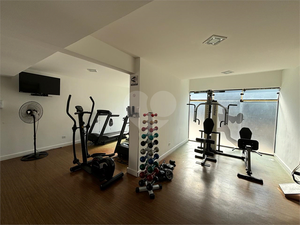 Apto 157  mt andar alto, Santana 03 dormit , 1 suite com varanda. dep.empregada 3 wcs. 03 vagas. 