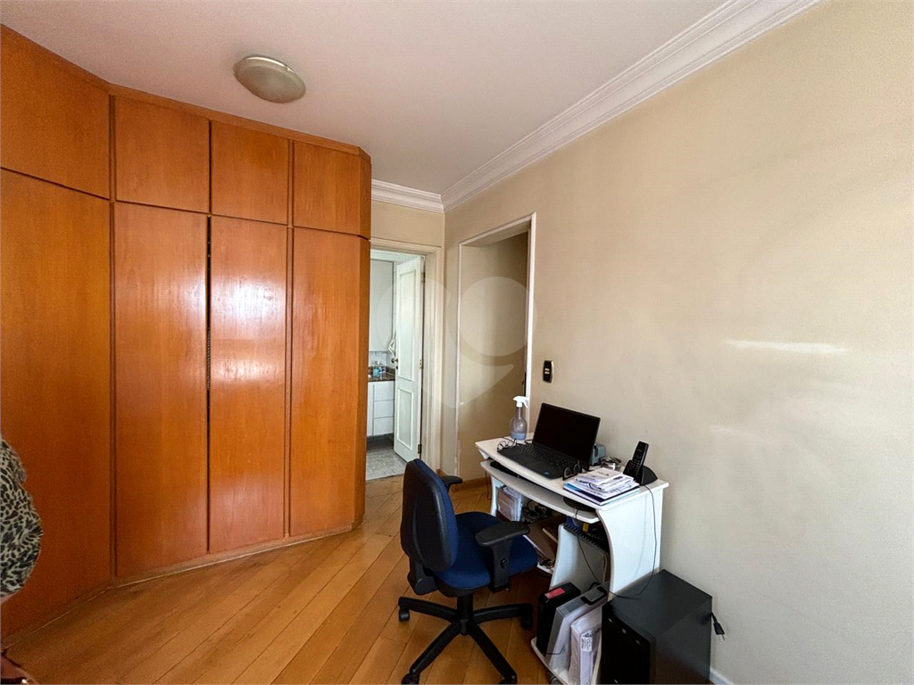 Apto 157  mt andar alto, Santana 03 dormit , 1 suite com varanda. dep.empregada 3 wcs. 03 vagas. 
