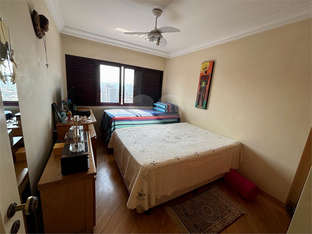 Apto 157  mt andar alto, Santana 03 dormit , 1 suite com varanda. dep.empregada 3 wcs. 03 vagas. 