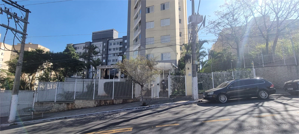 Apartamento no Bairro do Limão 