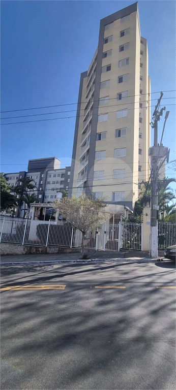 Apartamento no Bairro do Limão 
