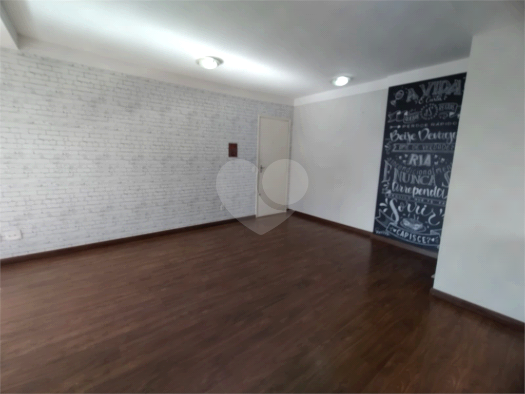 Apartamento à venda com 3 quartos, 90m² - Foto 7