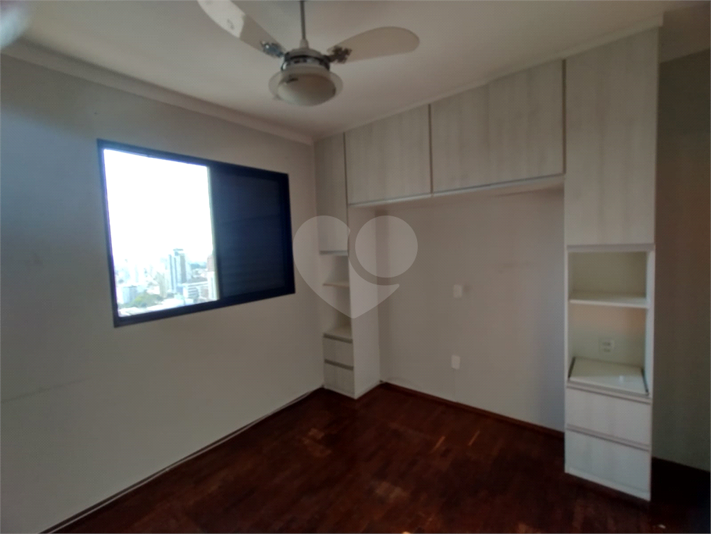 Apartamento à venda com 3 quartos, 90m² - Foto 17