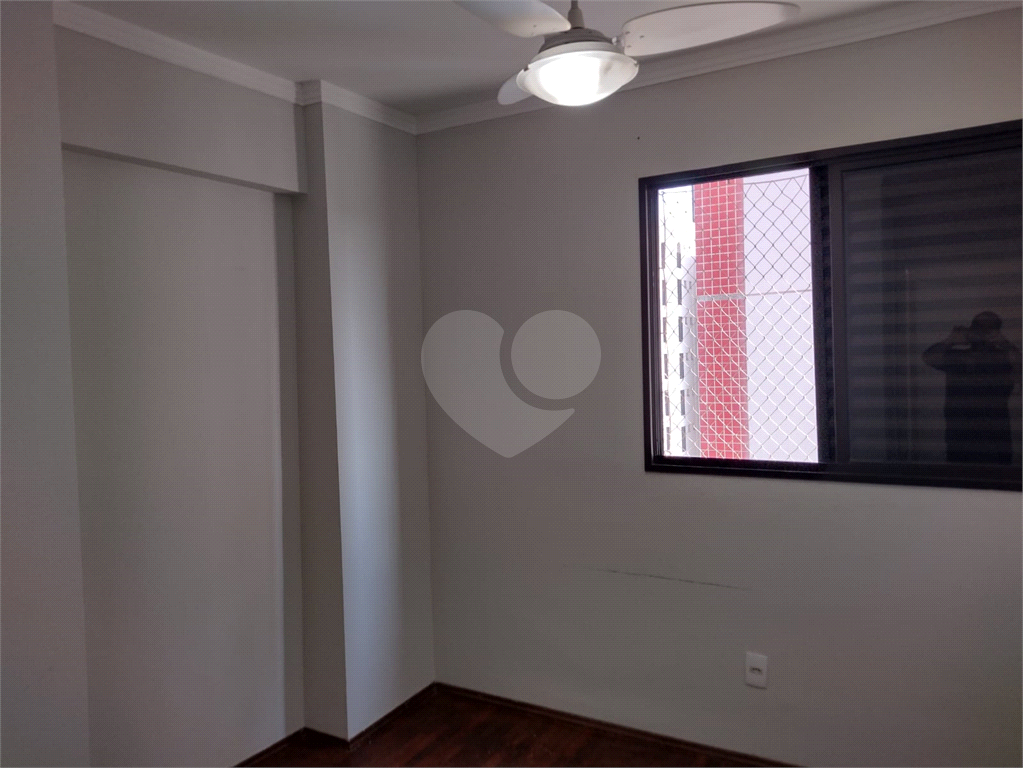 Apartamento à venda com 3 quartos, 90m² - Foto 13