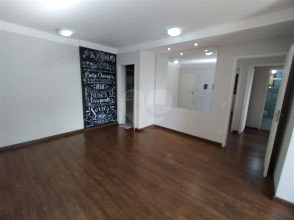 Apartamento à venda com 3 quartos, 90m² - Foto 6