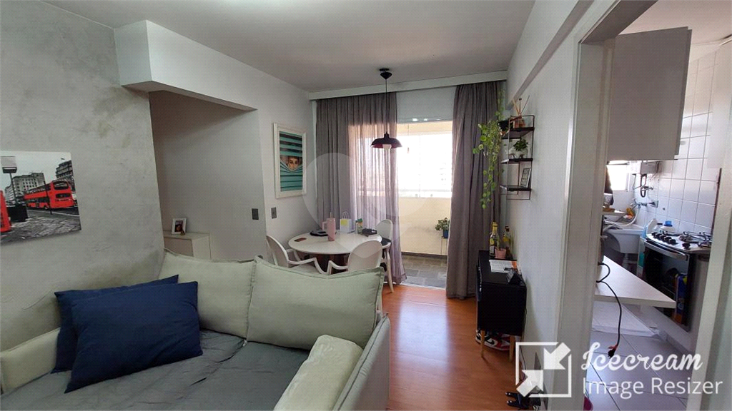 Apartamento 02 dormitórios e 01 vaga - Parada Inglesa/SP