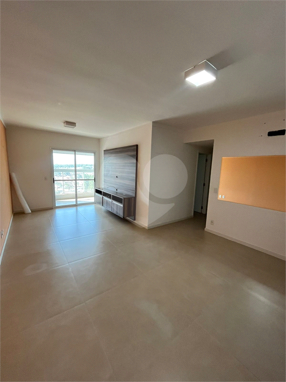 Apartamento à venda com 3 quartos, 93m² - Foto 11