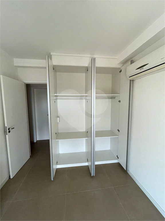 Apartamento à venda com 3 quartos, 93m² - Foto 20