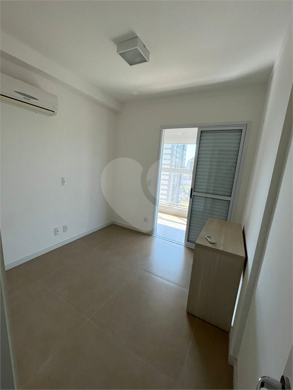 Apartamento à venda com 3 quartos, 93m² - Foto 17