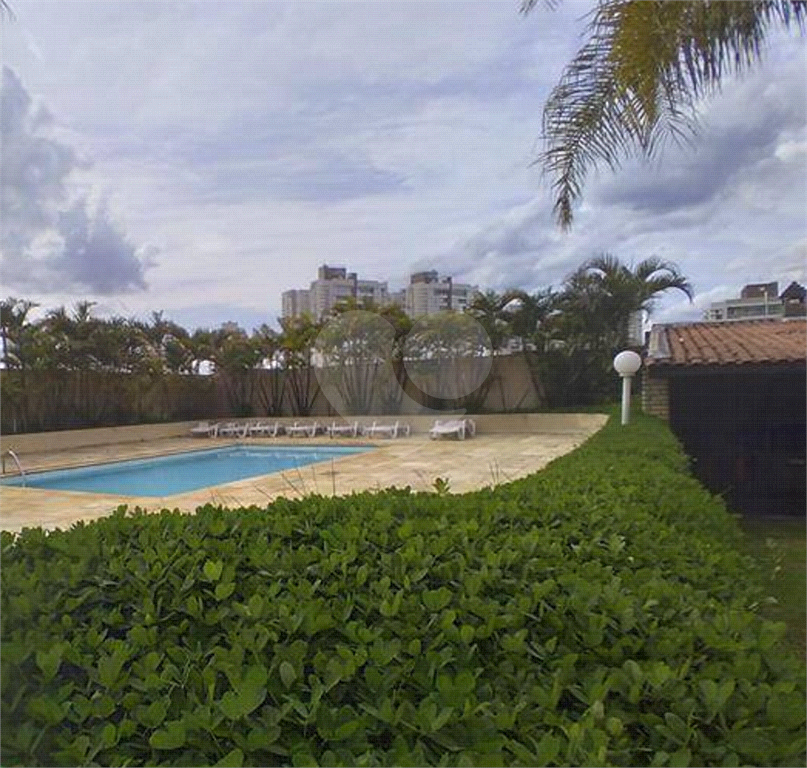 APARTAMENTO em MANDAQUI