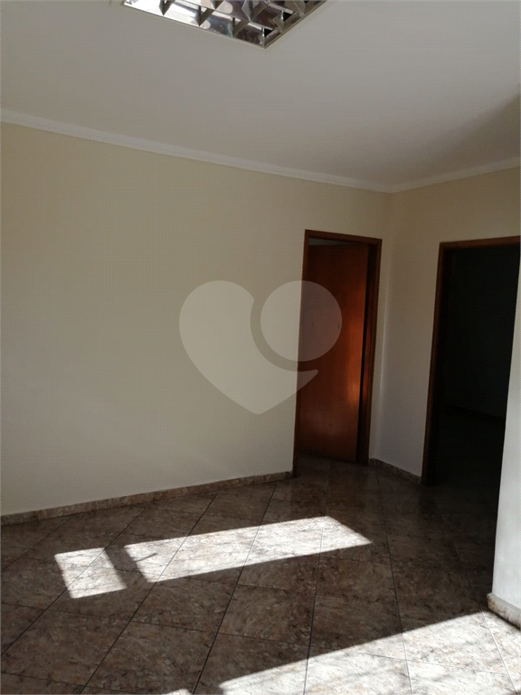 Casa à venda e aluguel com 3 quartos, 275m² - Foto 31