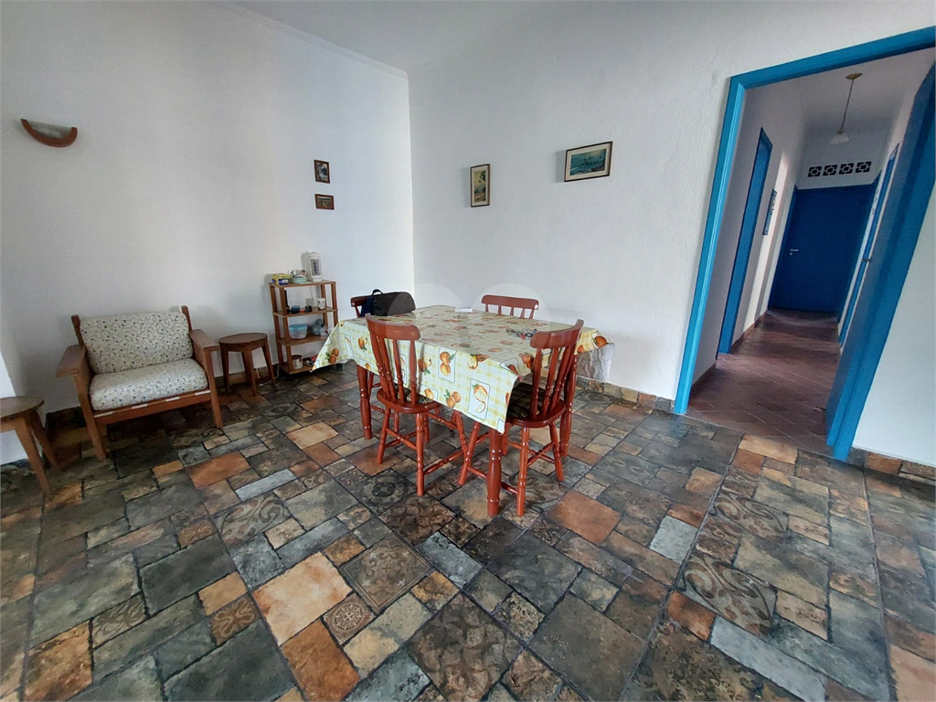 Casa térrea no Solemar - Praia Grande