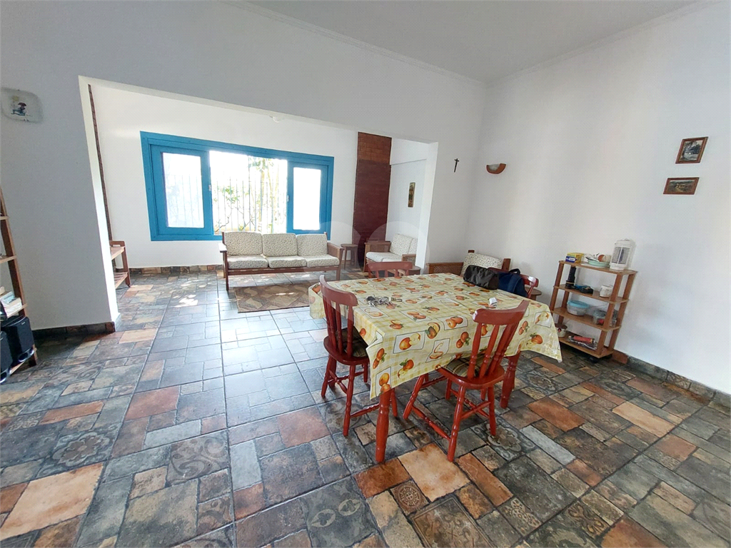 Casa térrea no Solemar - Praia Grande
