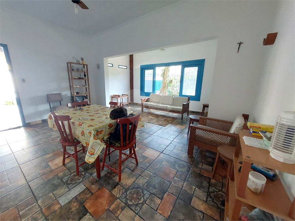 Casa térrea no Solemar - Praia Grande