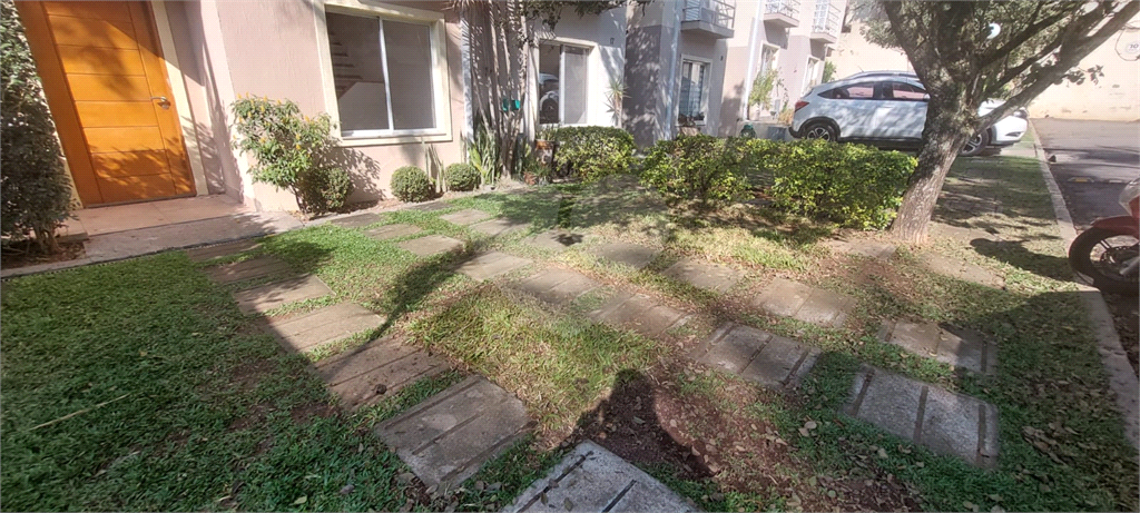 Casa em condominio para locação com 204 m² de área total, com 3 dormitórios 1 suíte 1 closet 2 banh