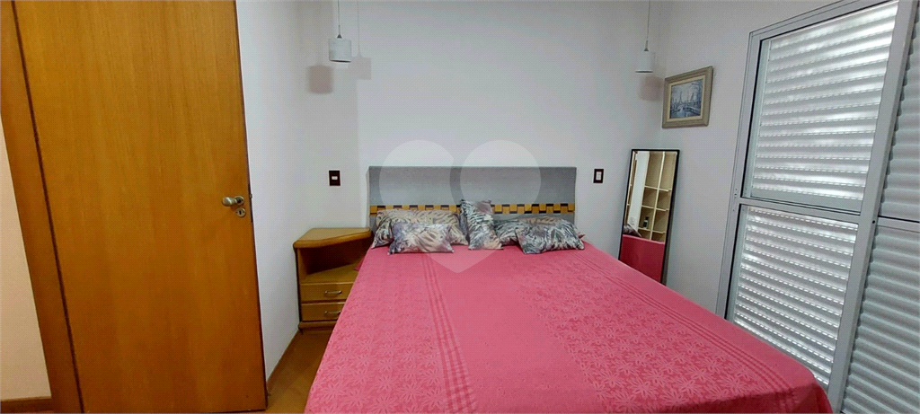 Casa em condominio para locação com 204 m² de área total, com 3 dormitórios 1 suíte 1 closet 2 banh