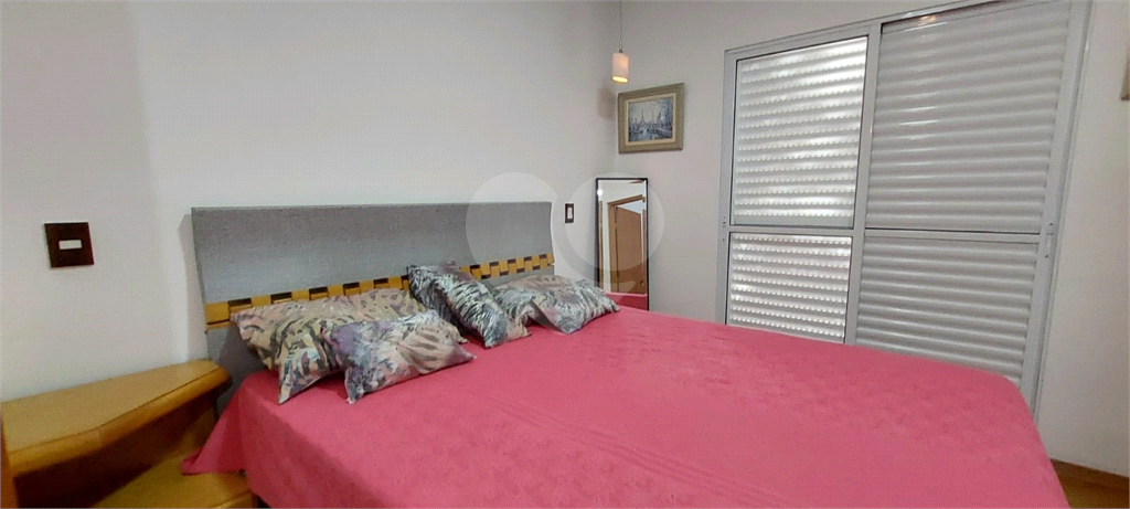 Casa em condominio para locação com 204 m² de área total, com 3 dormitórios 1 suíte 1 closet 2 banh