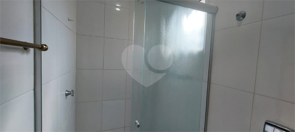 Casa em condominio para locação com 204 m² de área total, com 3 dormitórios 1 suíte 1 closet 2 banh