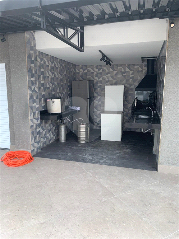 APARTAMENTO em SANTANA