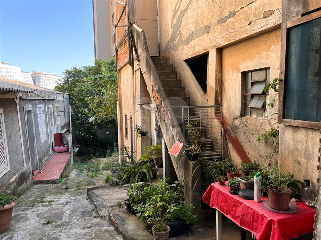Terreno ideal para construção de prédio na Casa Verde