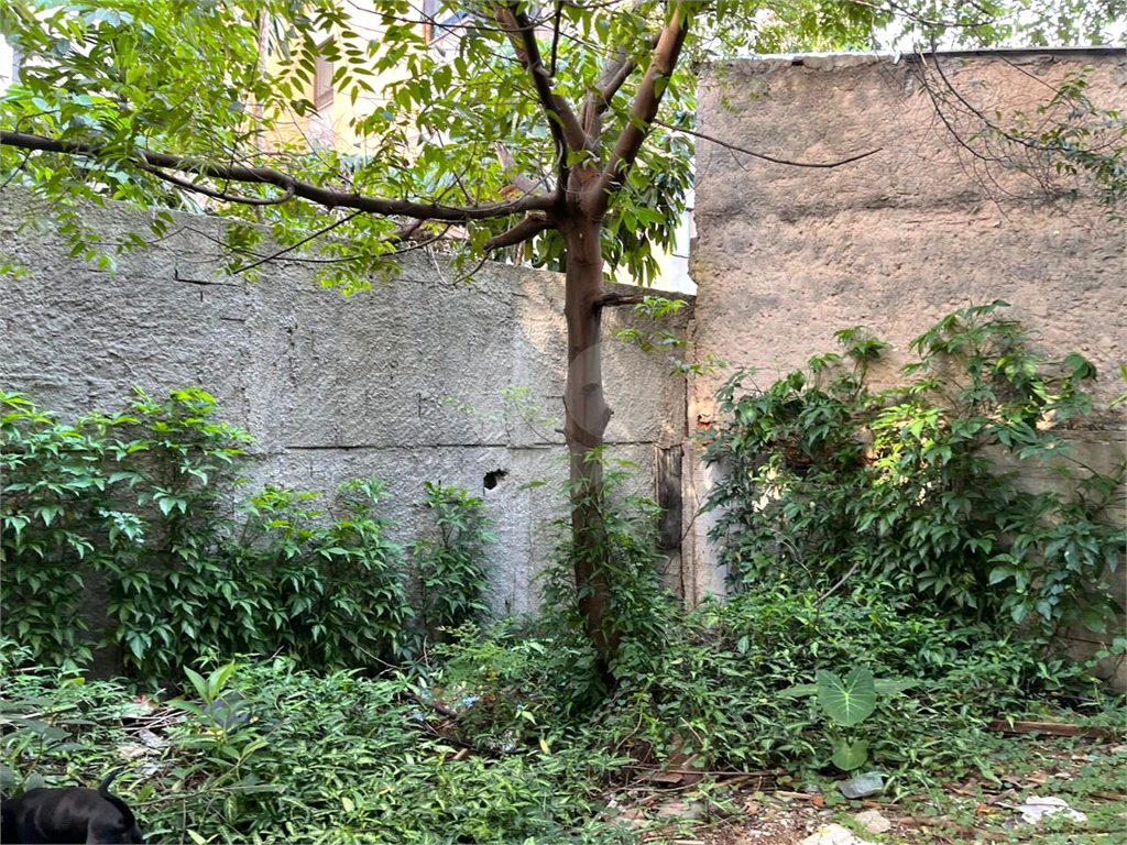 Terreno ideal para construção de prédio na Casa Verde