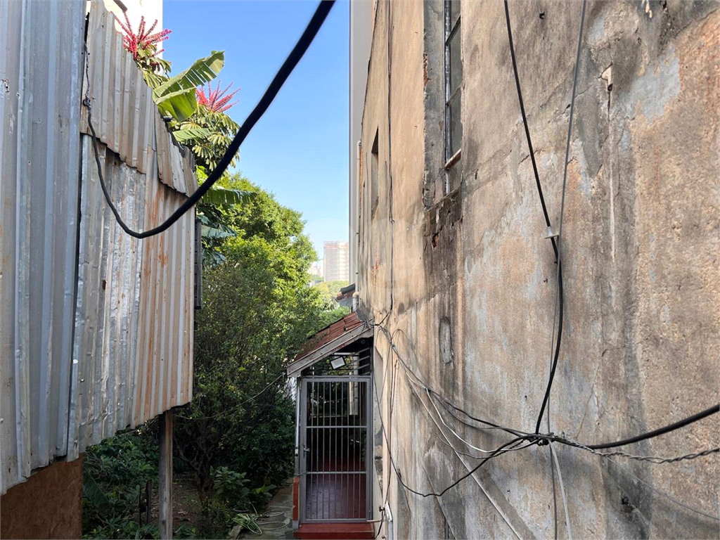 Terreno ideal para construção de prédio na Casa Verde