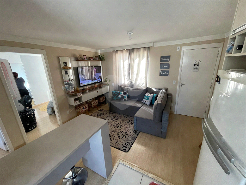 Apartamento à venda com 2 quartos, 47m² - Foto 15