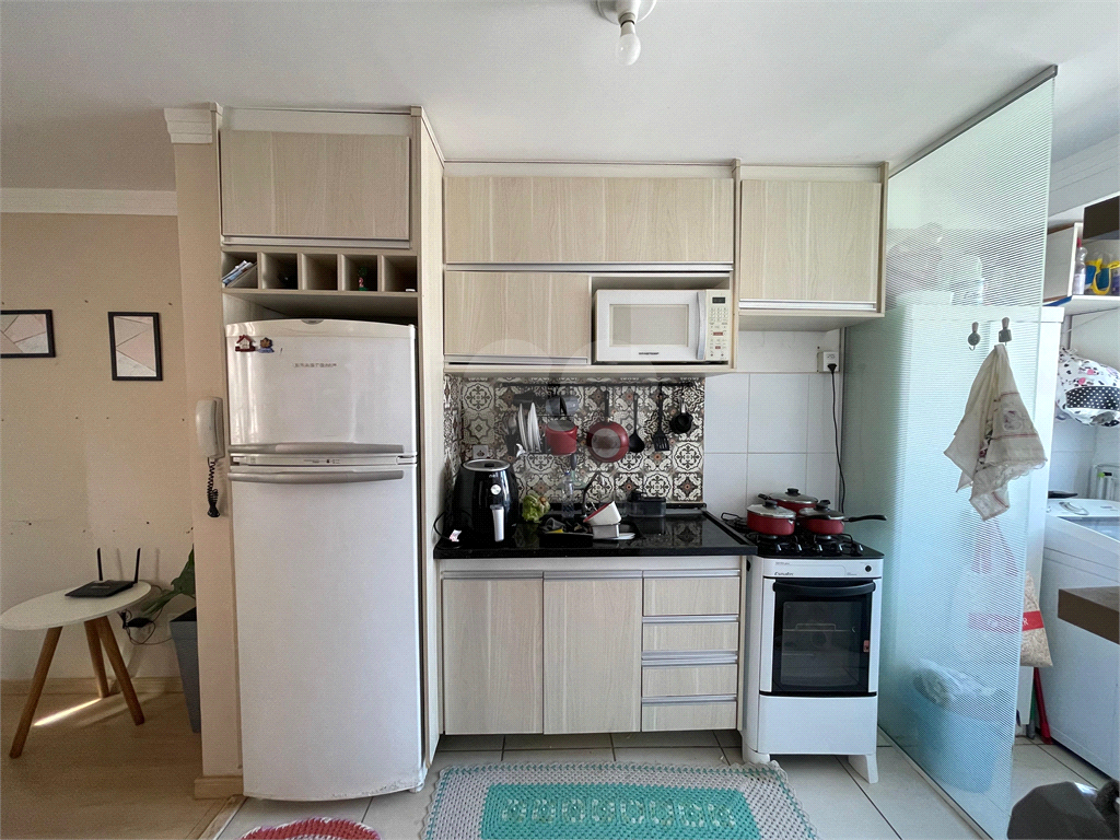 Apartamento à venda com 2 quartos, 47m² - Foto 16