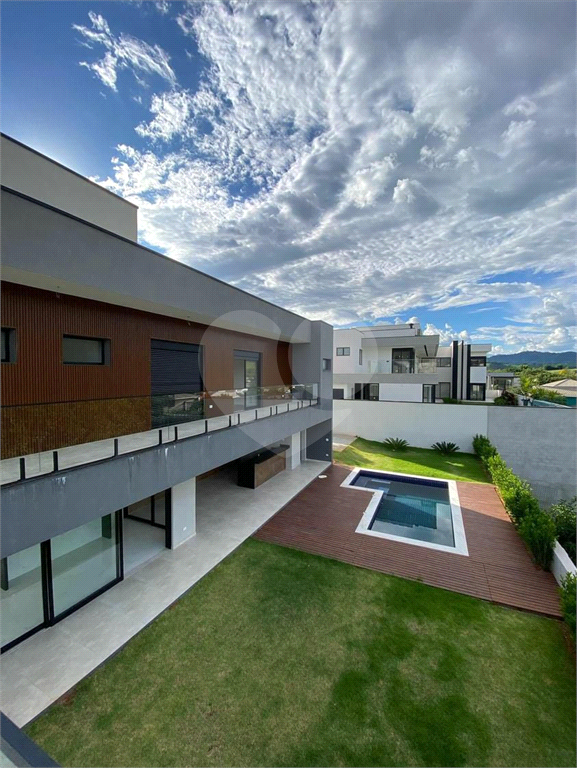 Casa de Condomínio à venda com 4 quartos, 345m² - Foto 4