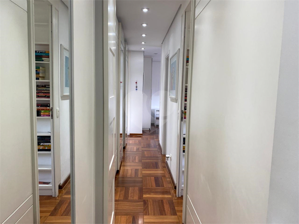 Apartamento, 4 quartos, 235 m² - Foto 4