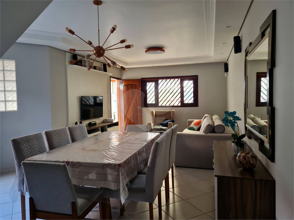 CASA em JARDIM VILA GALVÃO