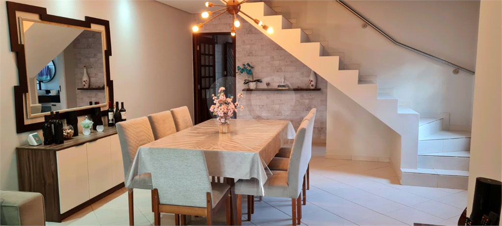 CASA em JARDIM VILA GALVÃO