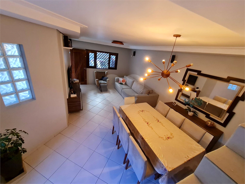 CASA em JARDIM VILA GALVÃO