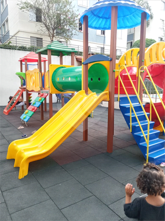 Lindo apartamento com 43mts, 2 quartos.