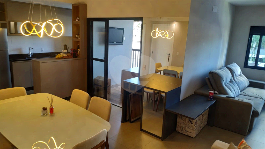 Apartamento à venda com 2 quartos, 84m² - Foto 1