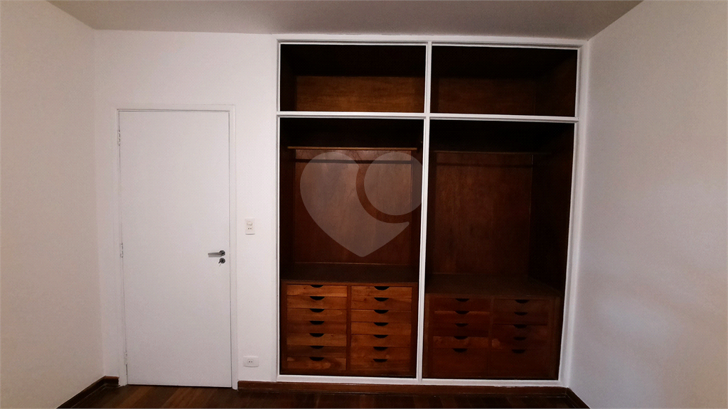 CASA PARA ALUGAR OU VENDER NO CITY BUTANTA COM 4 QUARTOS SENDO 1 SUITE