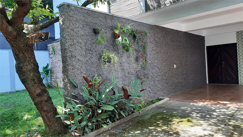 CASA PARA ALUGAR OU VENDER NO CITY BUTANTA COM 4 QUARTOS SENDO 1 SUITE