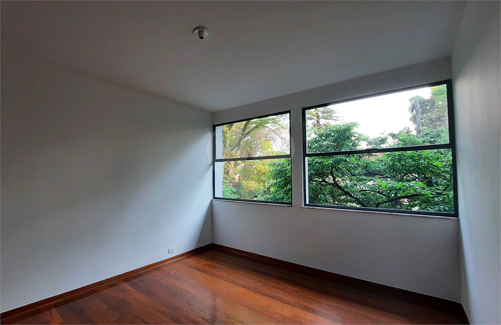 CASA PARA ALUGAR OU VENDER NO CITY BUTANTA COM 4 QUARTOS SENDO 1 SUITE